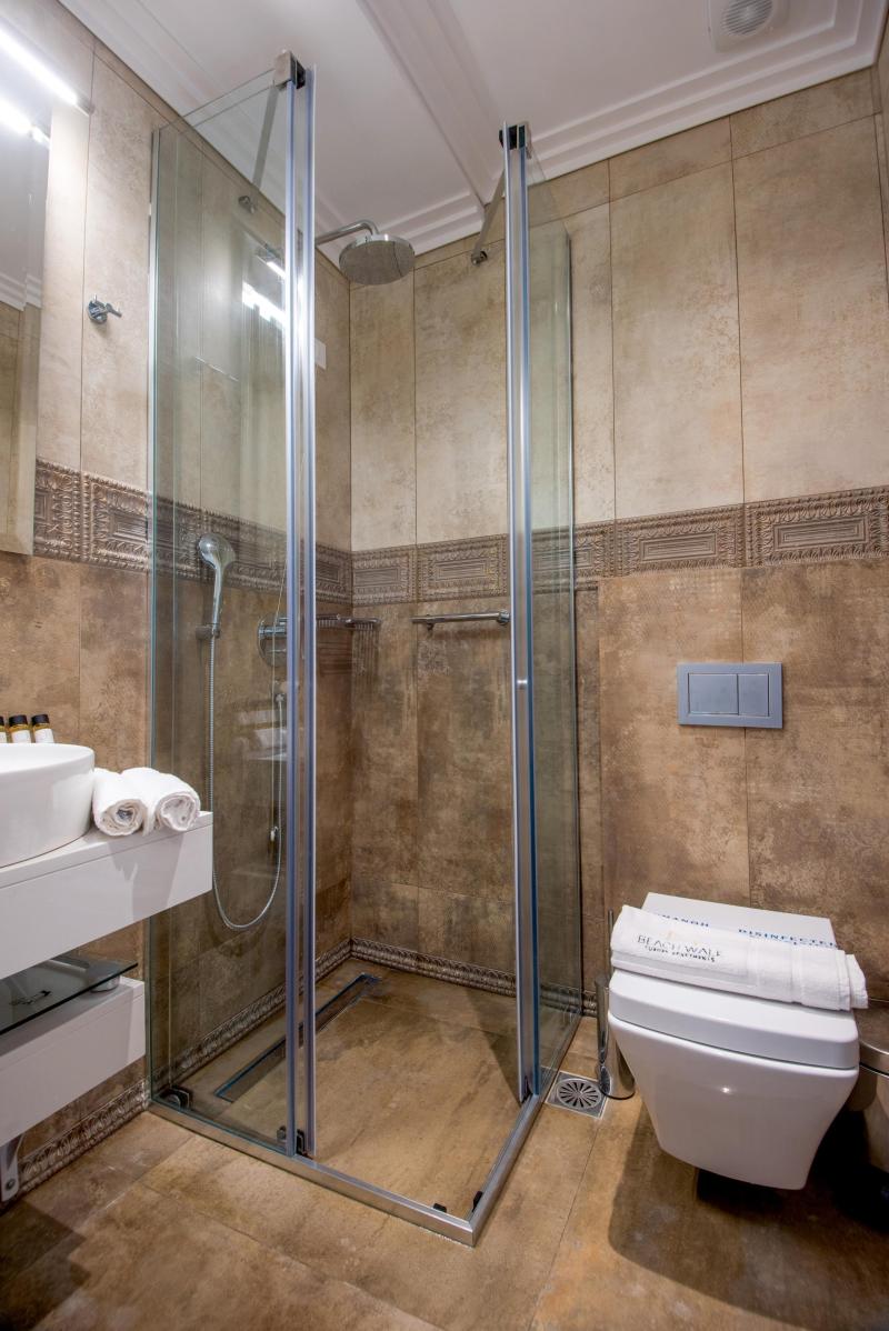 One Bedroom Suite With Bathroom
